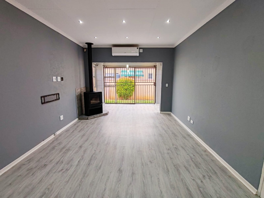 3 Bedroom Property for Sale in Baillie Park North West